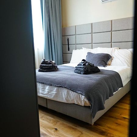 Hotel Mezza Notte Ronse Ngoại thất bức ảnh